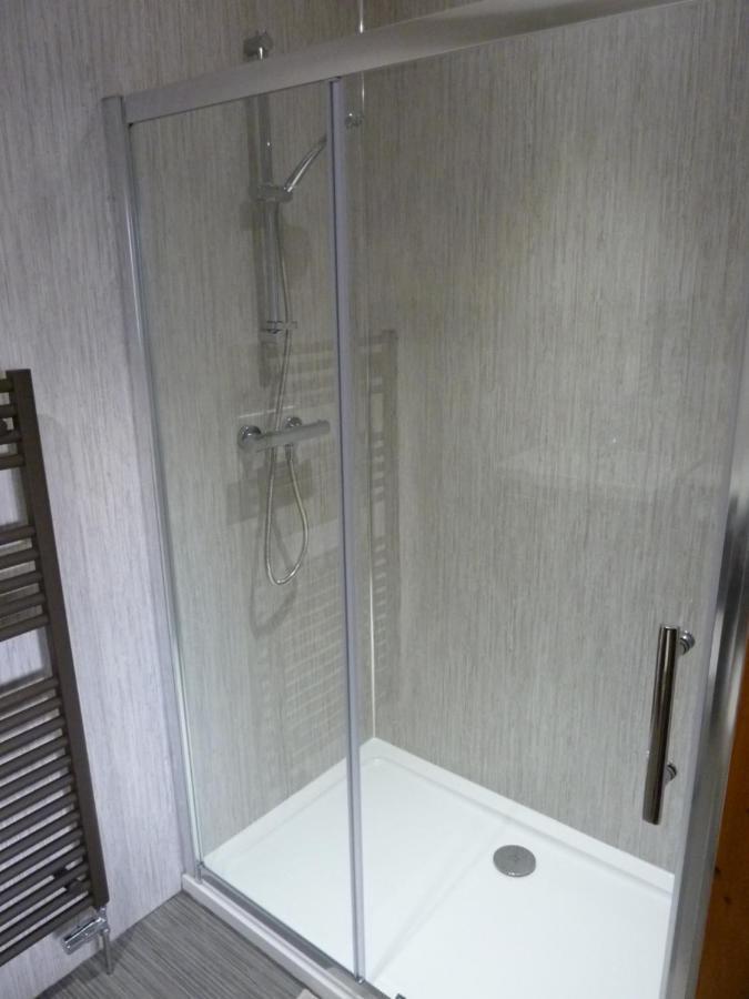 Inverness. Private Double Room With En Suite. Room Only. Bagian luar foto