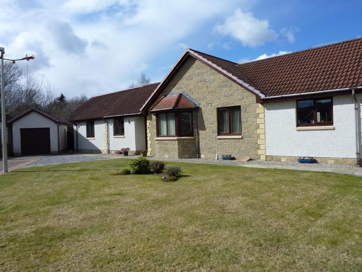 Inverness. Private Double Room With En Suite. Room Only. Bagian luar foto