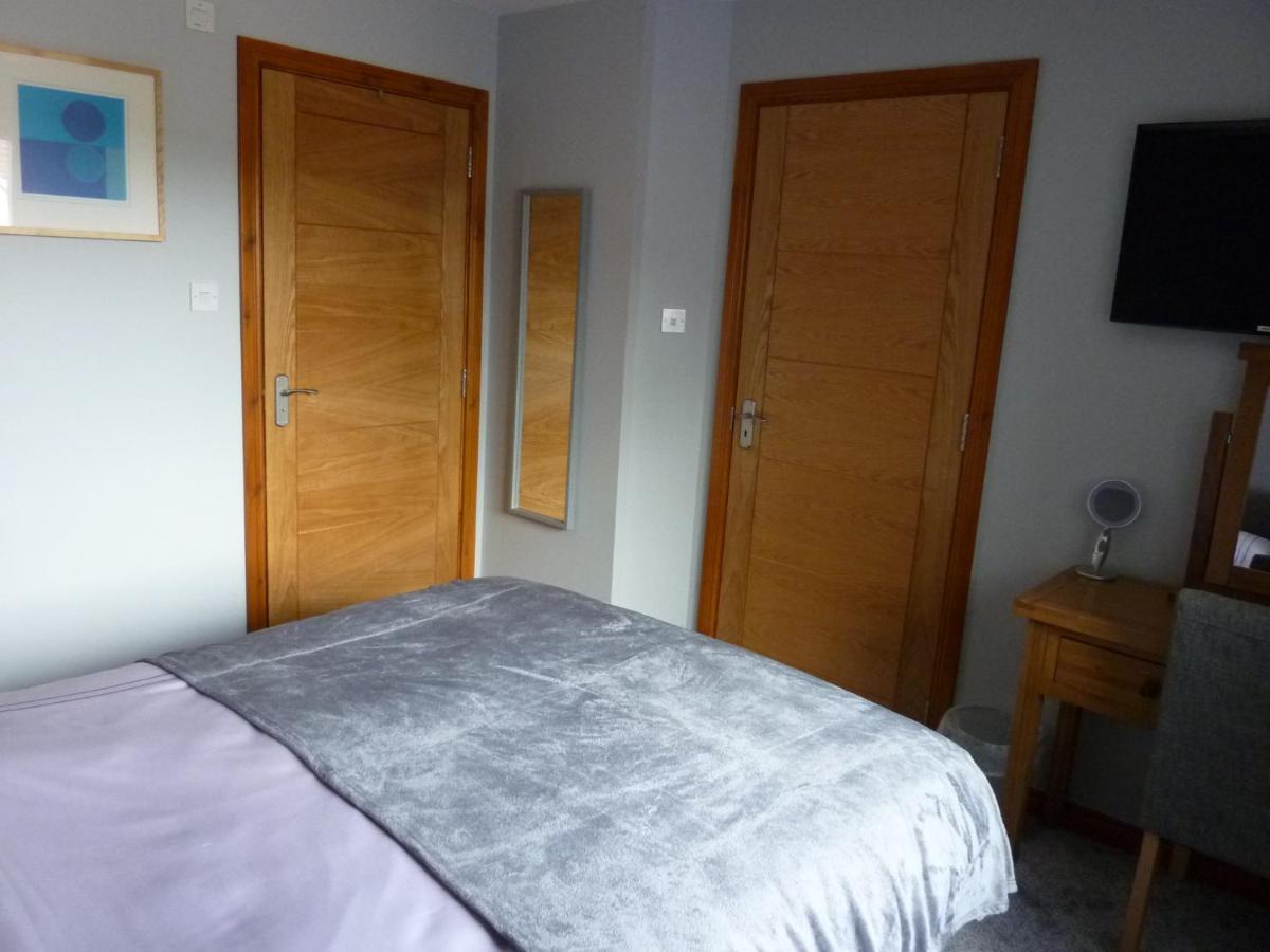 Inverness. Private Double Room With En Suite. Room Only. Bagian luar foto